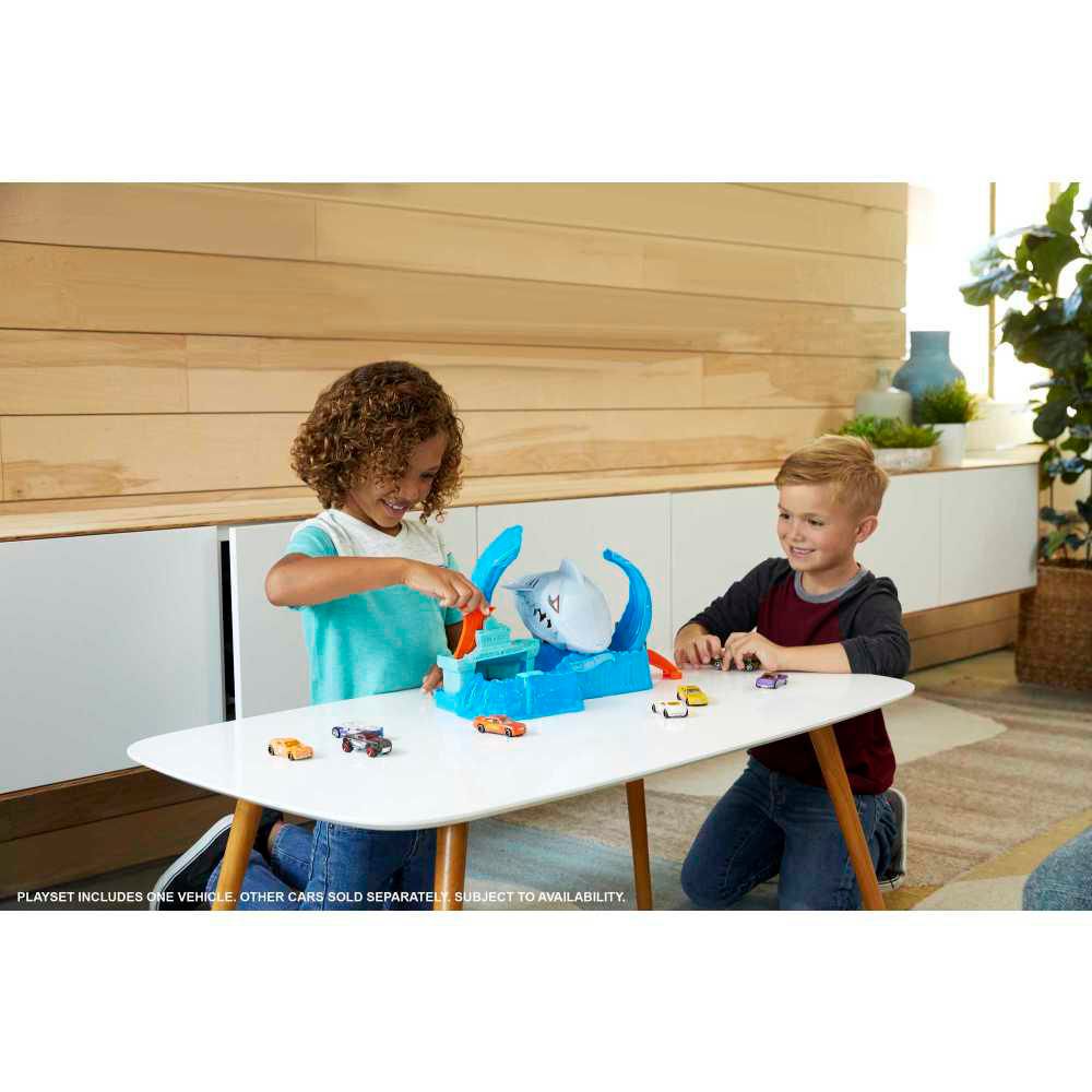 Pista de Juguete HOT WHEELS Robo Tiburón img #2