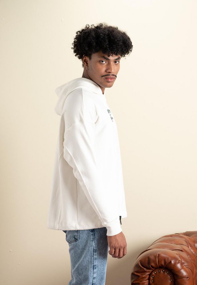 Buso   PEOPLE img #2