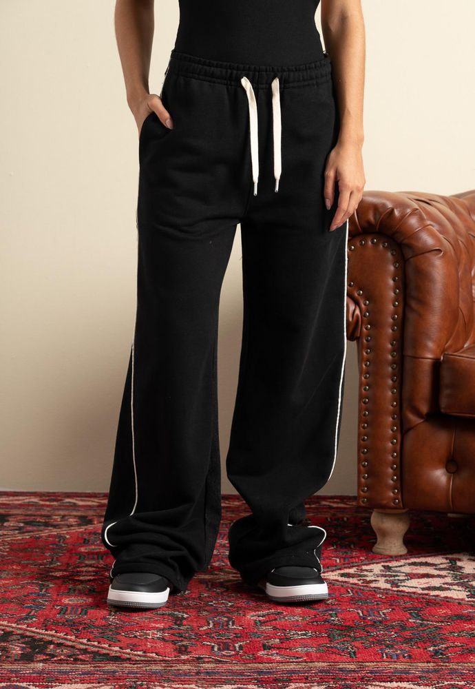 Jean   PEOPLE img #2