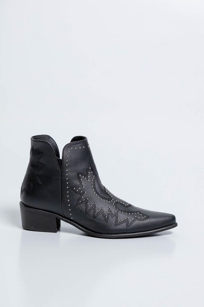 Botin Taches  ARKITECT img #2