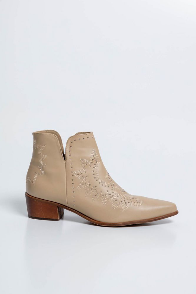 Botin Taches  ARKITECT img #2