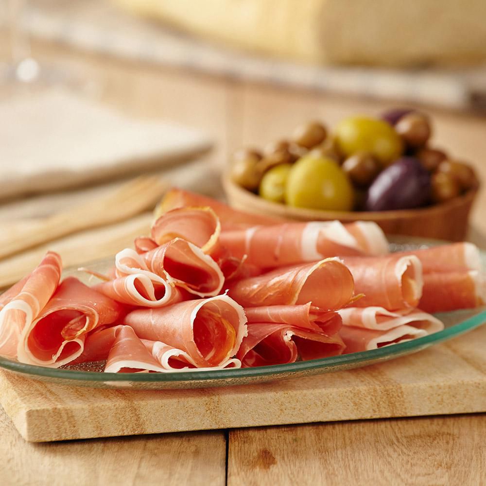 Jamón serrano Spanish Cheese porcionado en tienda (6000  gr) img #4