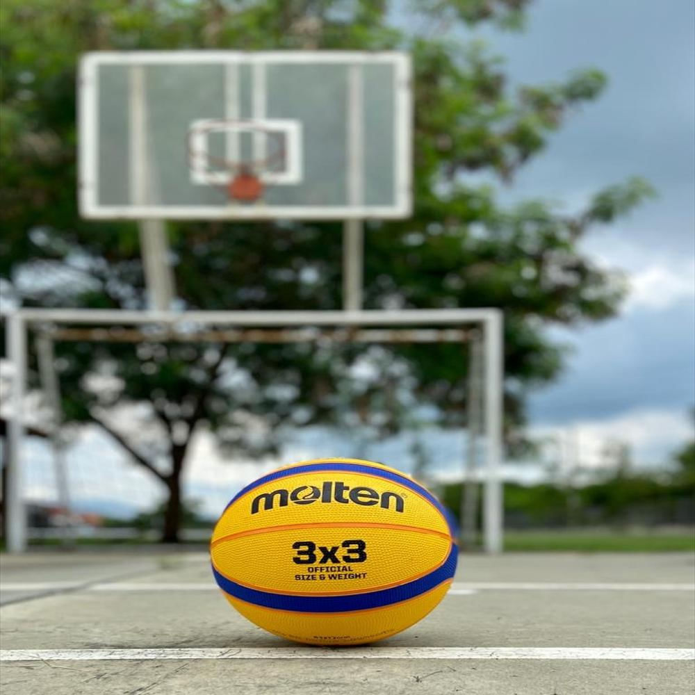 Balón De Baloncesto Molten B33 T2000 3X3 Caucho img #2