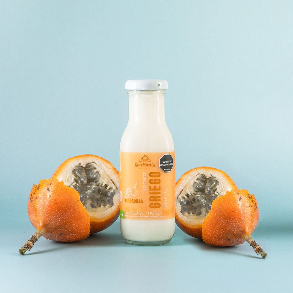 Yogurt griego SAN MARTIN griego bebible granadilla (220  ml) img #4