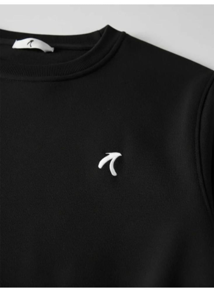 Camibuzo Esencial Unisex Color Negro img #2