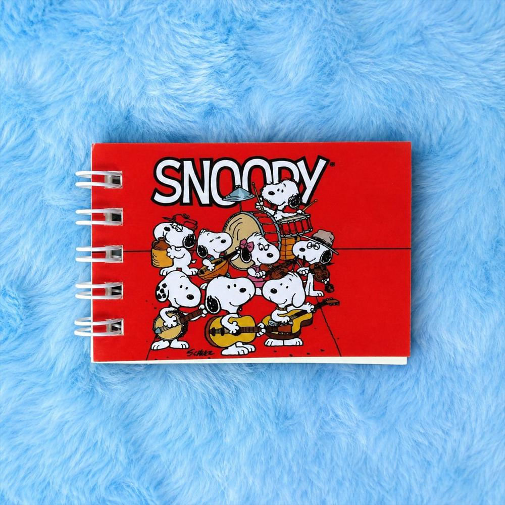 Set Snoopy Súper Corte Rojo 2 Mini Libretas Con Mascarilla Y Crema img #4