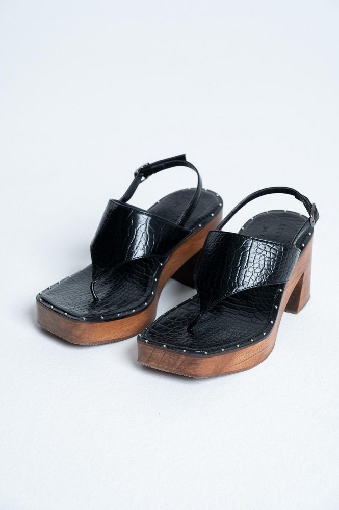 SANDALIAS TRESPUNTADAS BY1944A  ARKITECT img #2