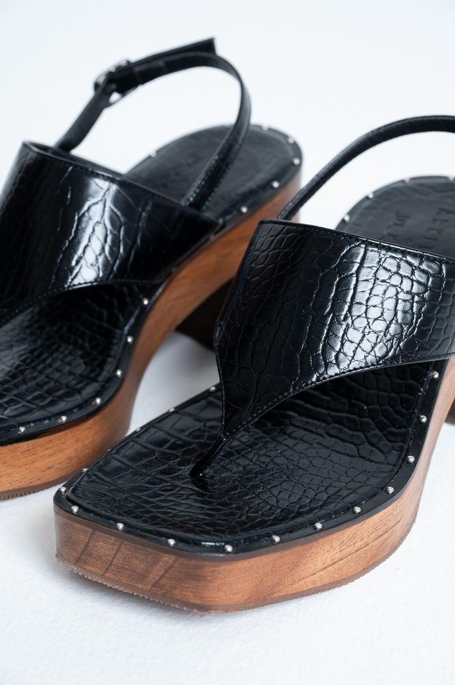 SANDALIAS TRESPUNTADAS BY1944A  ARKITECT img #6