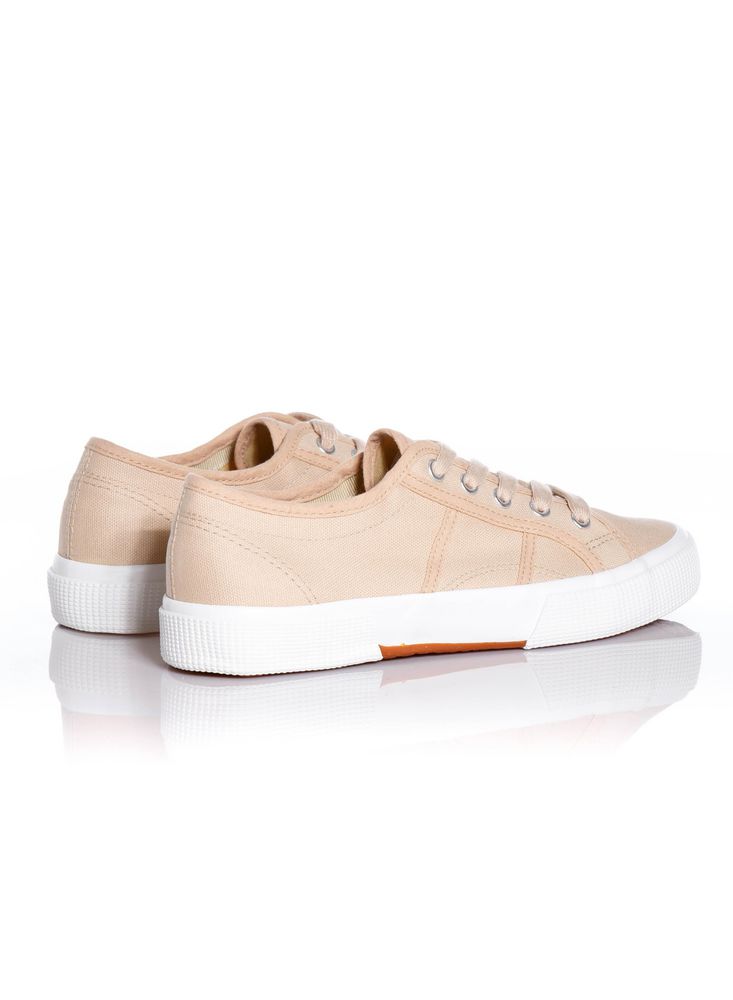 Tenis   PEOPLE img #3