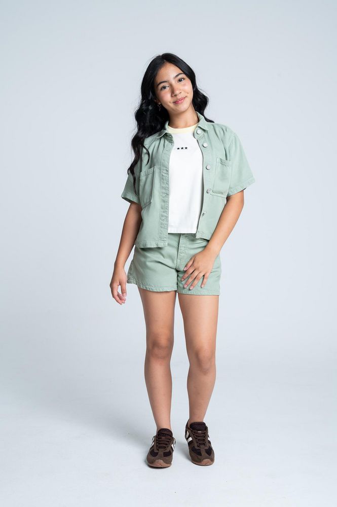 Short Short Amplia PEOPLE img #4